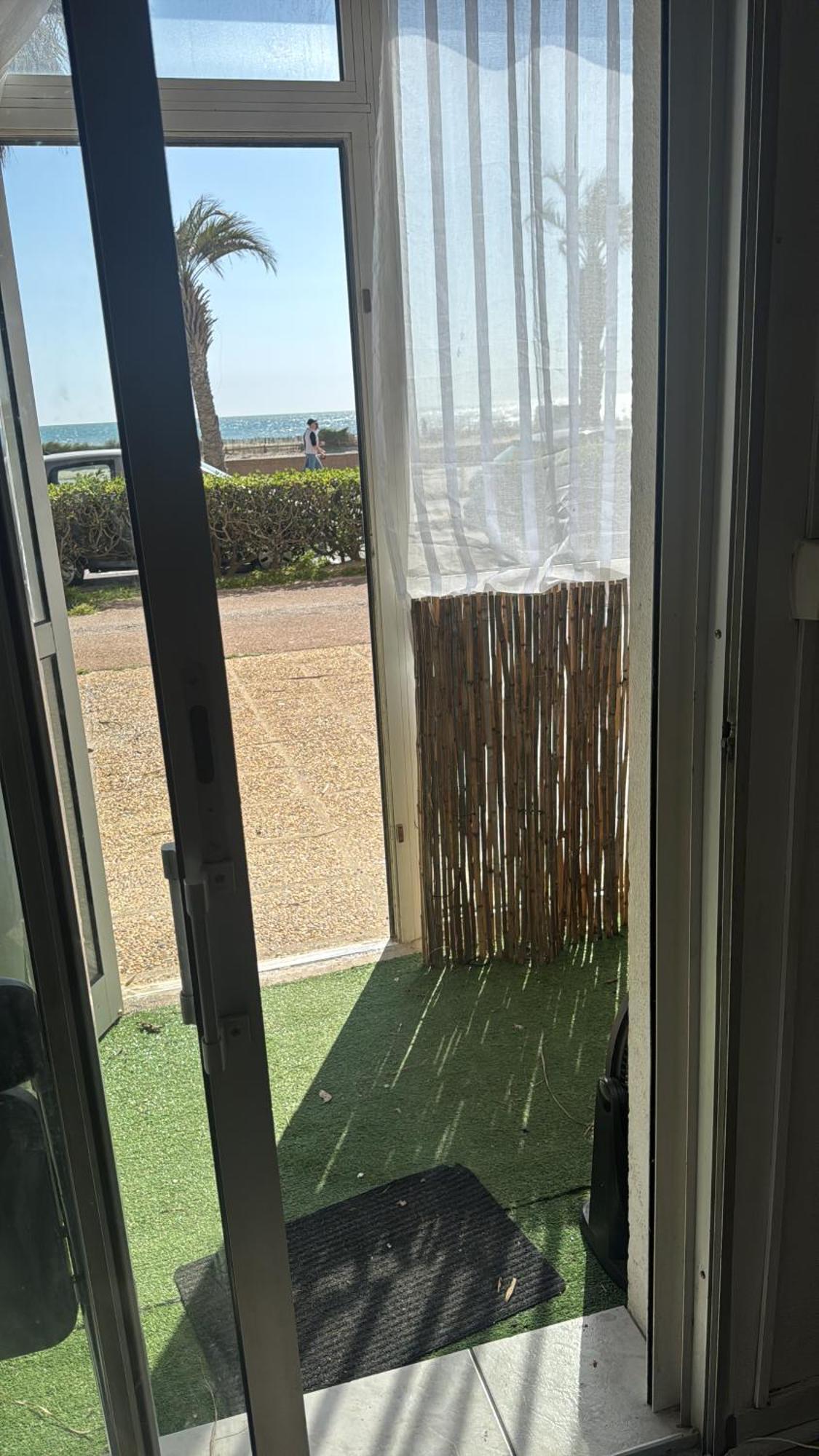 Appartement Front De Mer Кане Екстериор снимка